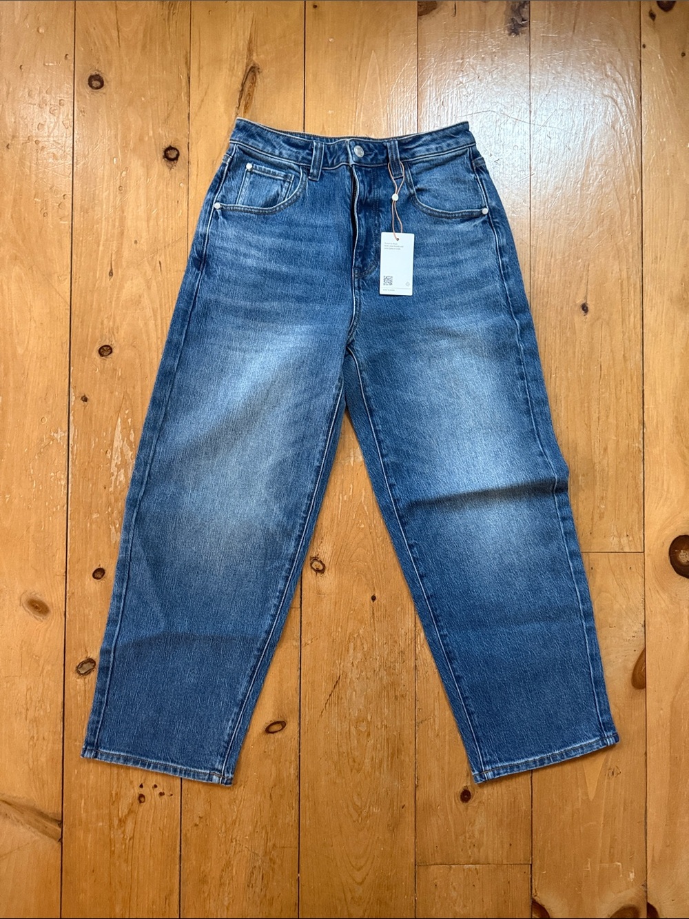 New with tags Quince Stretch Barrell Jeans size 28